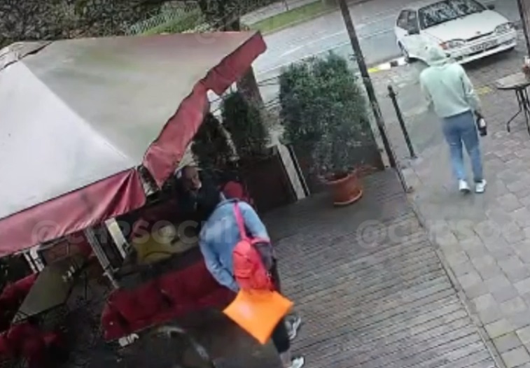 Кража века: в Сочи из караоке вынесли пледы и подушки