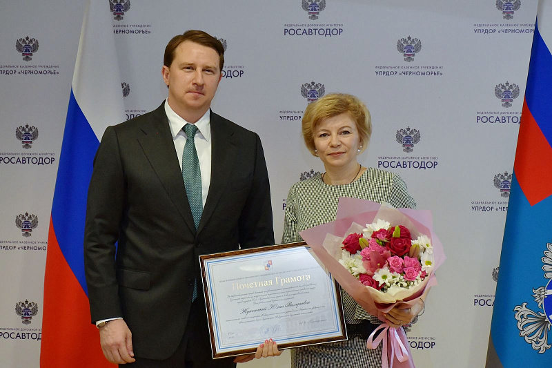 Глава Сочи поздравил специалистов курорта с Днем автомобилиста и Днем дорожника