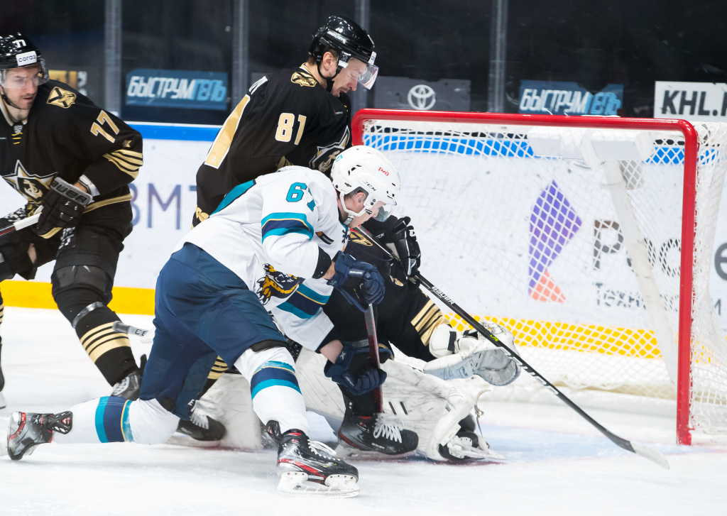 ХК «Сочи» разгромил «Адмирала»