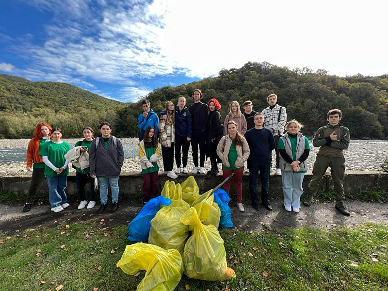 6 тысяч сочинцев вышли на улицы, чтобы навести порядок в городе