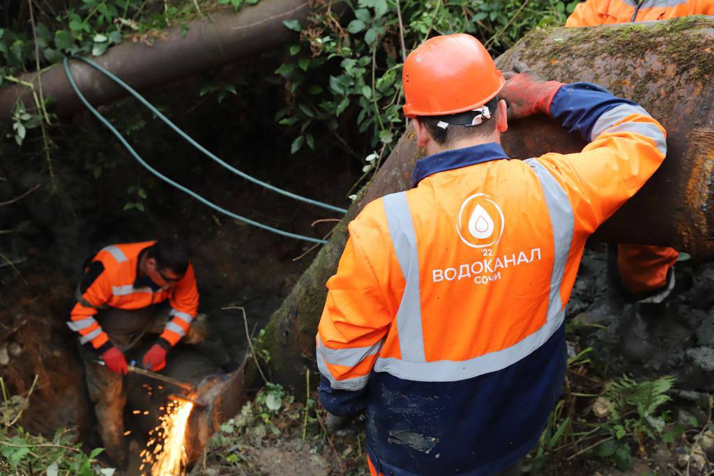 Специалисты водоканала в Сочи на прошедшей неделе устранили более 130 аварий