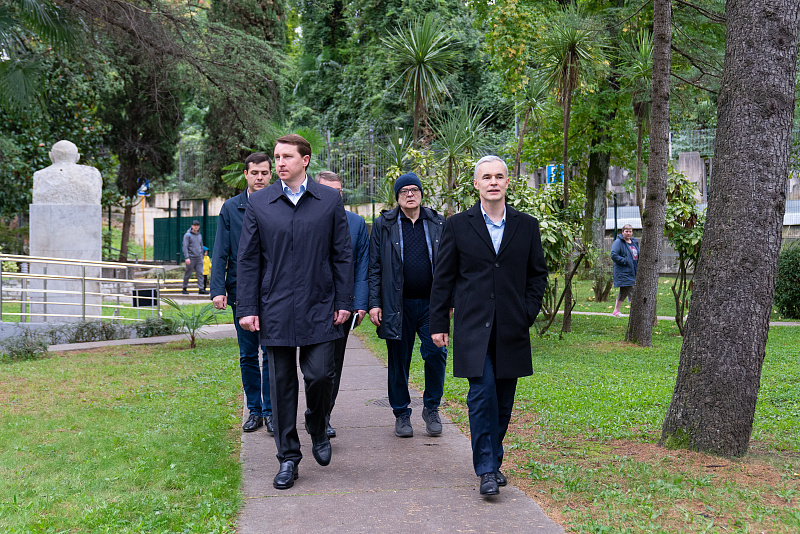 Мэр Сочи посетил санаторий, где нет ни одного свободного номера