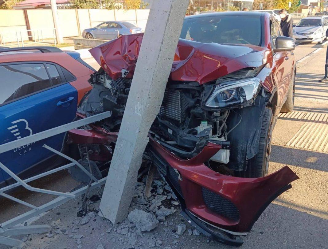 Двое детей пострадали в аварии в Сочи