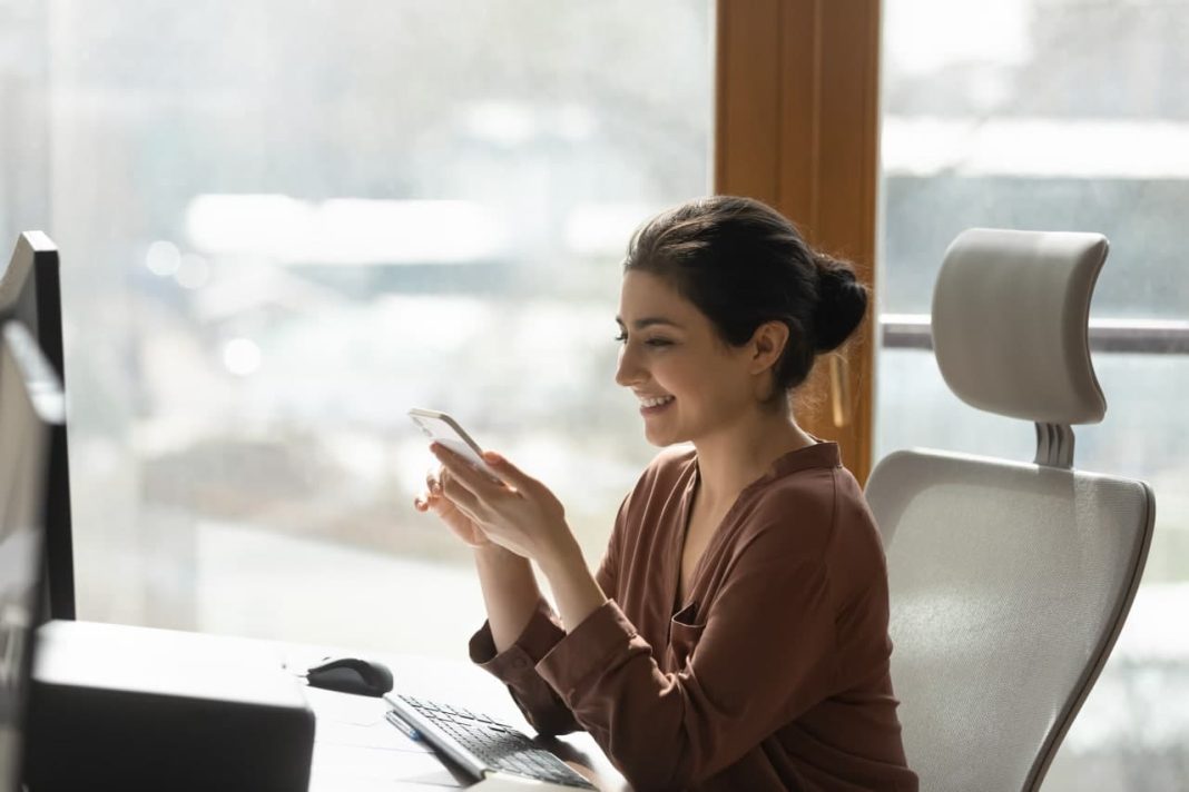 МегаФон: Россияне не спешат отказываться от WhatsApp