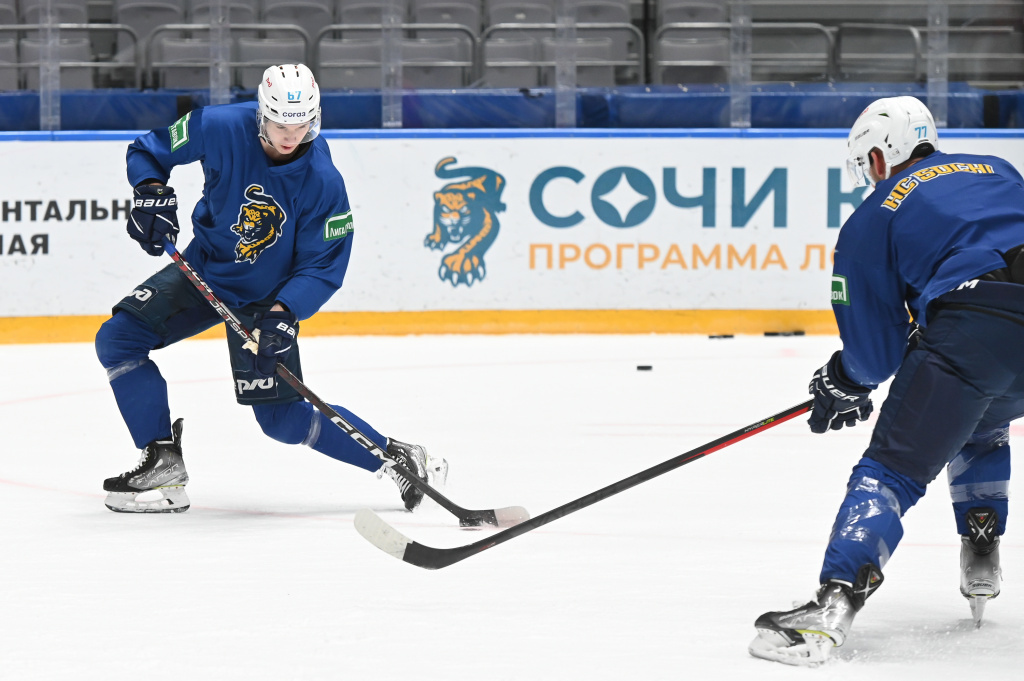 Смотрите матч ХК «Сочи» с ярославским «Локомотивом» на «Сочи 24»