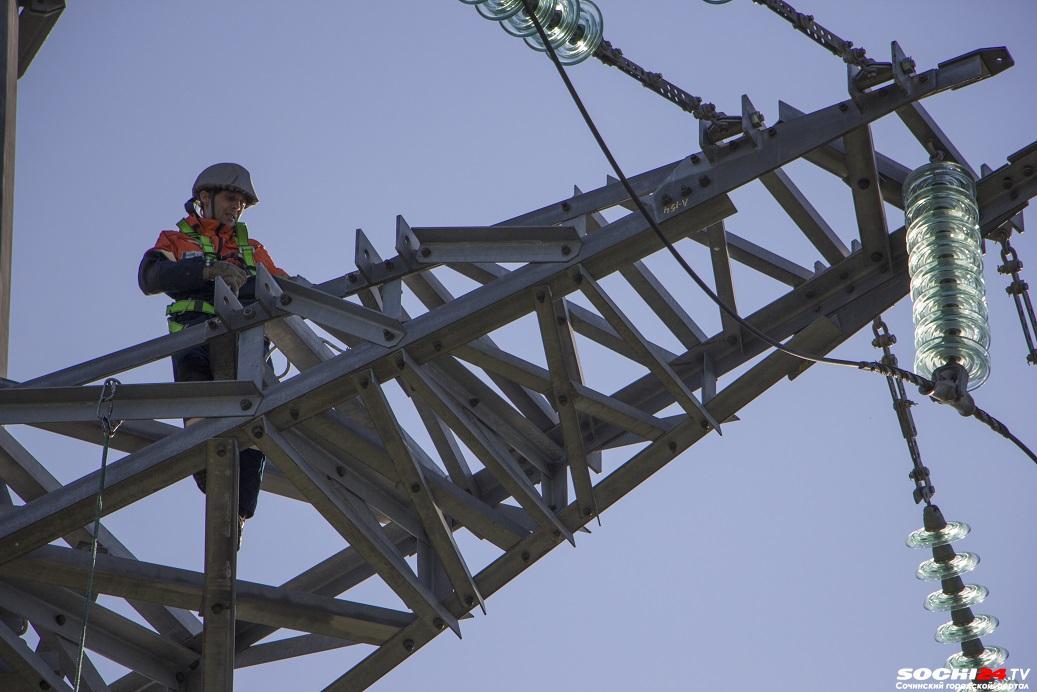 Узнали, где 25 ноября отключат свет в Сочи