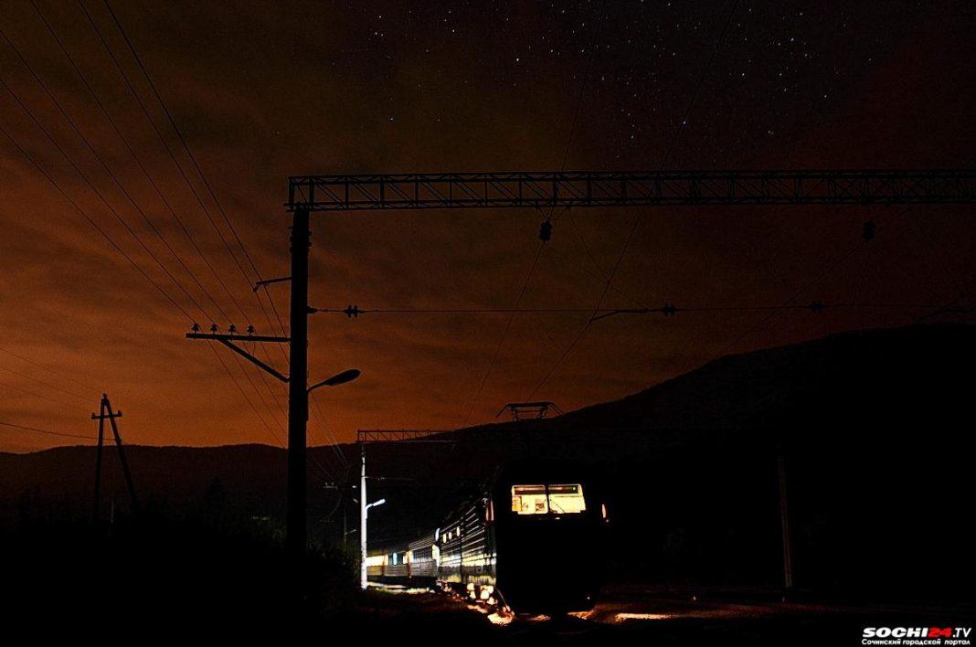 Жителям Сочи придется посидеть без света. Когда, где и почему?