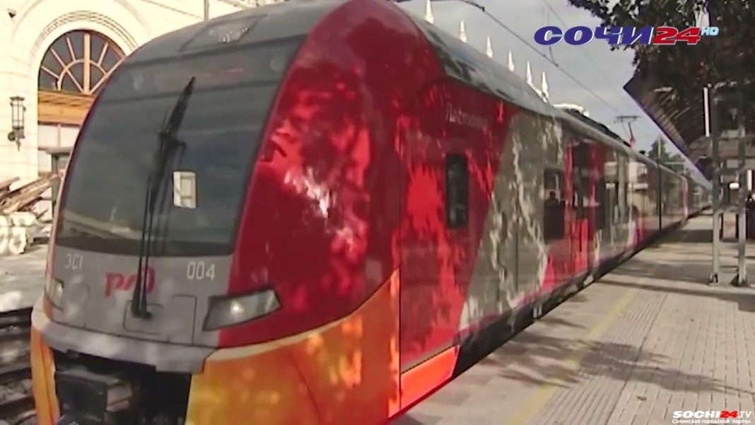 Под Новый год в Сочи станет больше электричек