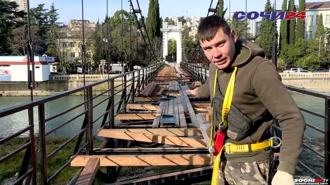 Стало известно, когда откроют висячий мост, соединяющий Чайковского и Северную