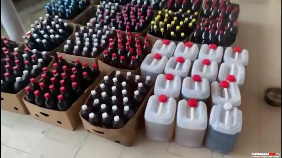 Ужас: на новогодние столы сочинцев мог попасть нелегальный алкоголь известных торговых марок