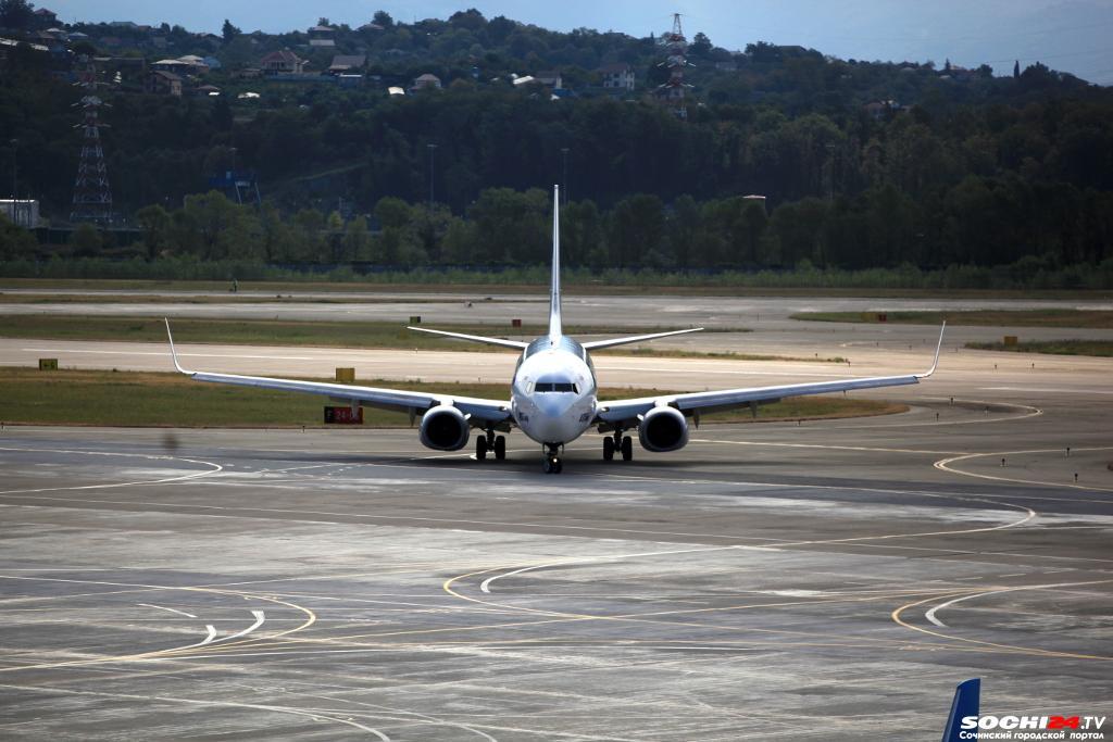 Небо над Югом России остается закрытым. Какие аэропорты продолжают работать?