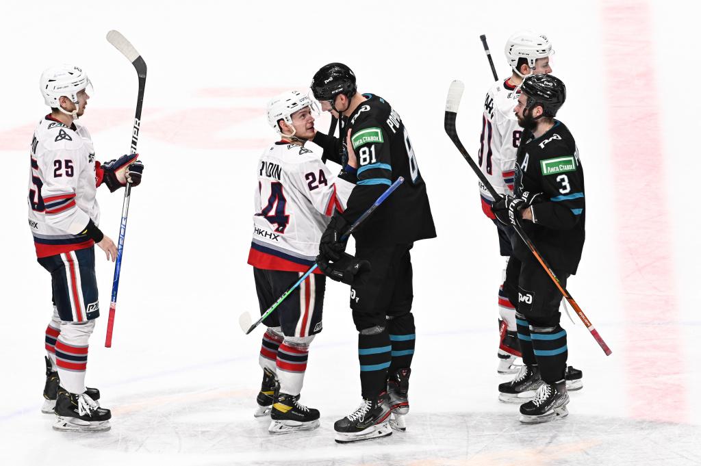 Неудача на выезде: ХК «Сочи» проиграл «Нефтехимику» в Нижнекамске