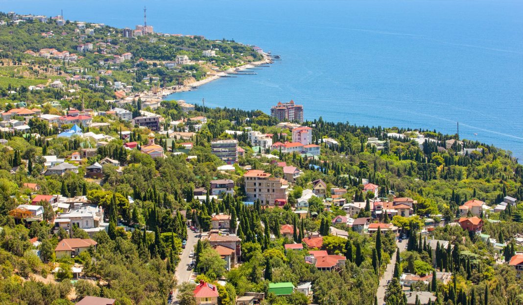 Оказалось, что там ужасно: пенсионеры из Петербурга рассказали о переезде на юг