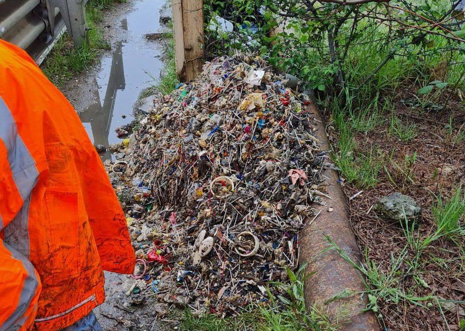 Унитаз — не мусорное ведро: жители Сочи рискуют испортить себе Новый Год