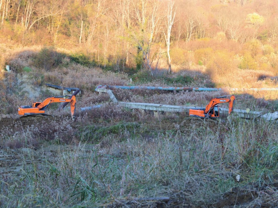 Жителей Сочи снова просят запастись водой. Где и почему ее не будет?