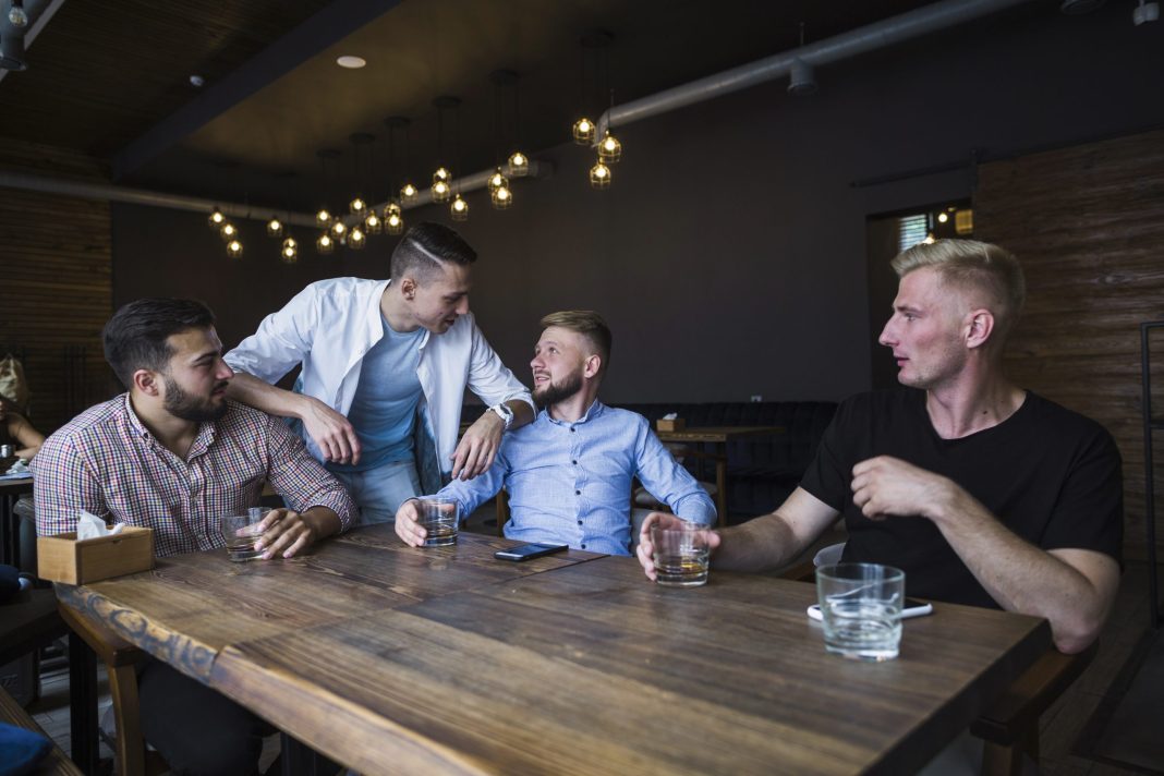 «Как вы ходите в уборную в России?!»: россиянин рассказал, о чем его спрашивали местные в Финляндии