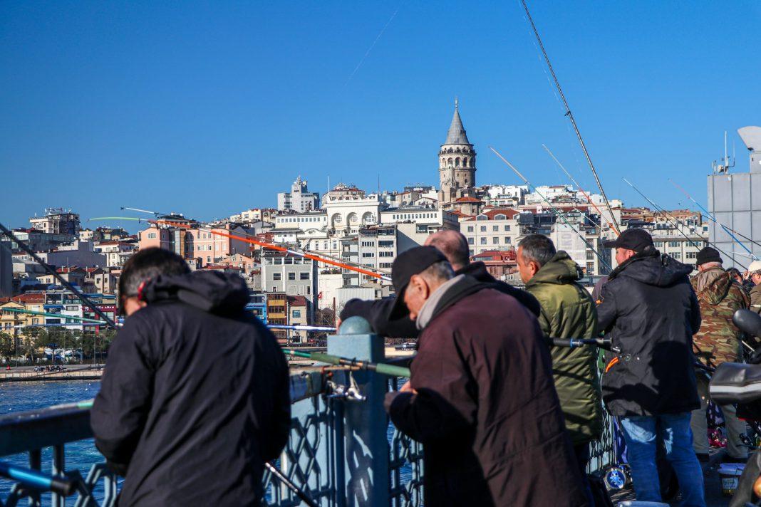 Разрушенные ожидания приносят страдания: россияне рассказали, что их разочаровало на зимовке в Турции