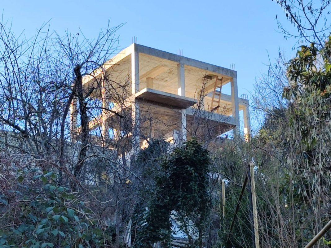 Очередной самострой попал под удар в Сочи