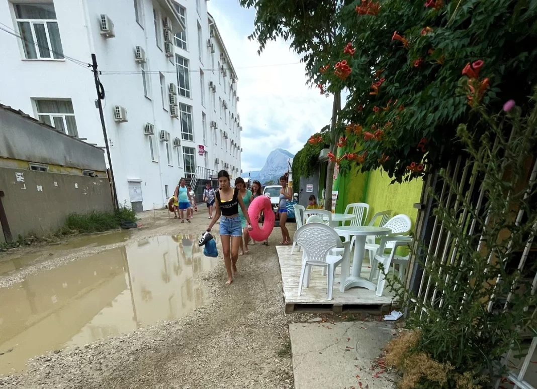 Не дай Бог вам сюда попасть: почему россиянка боялась выйти из отеля в Крыму?