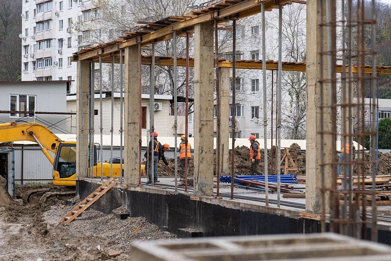 В 2023 году в Сочи построят 15 объектов образования