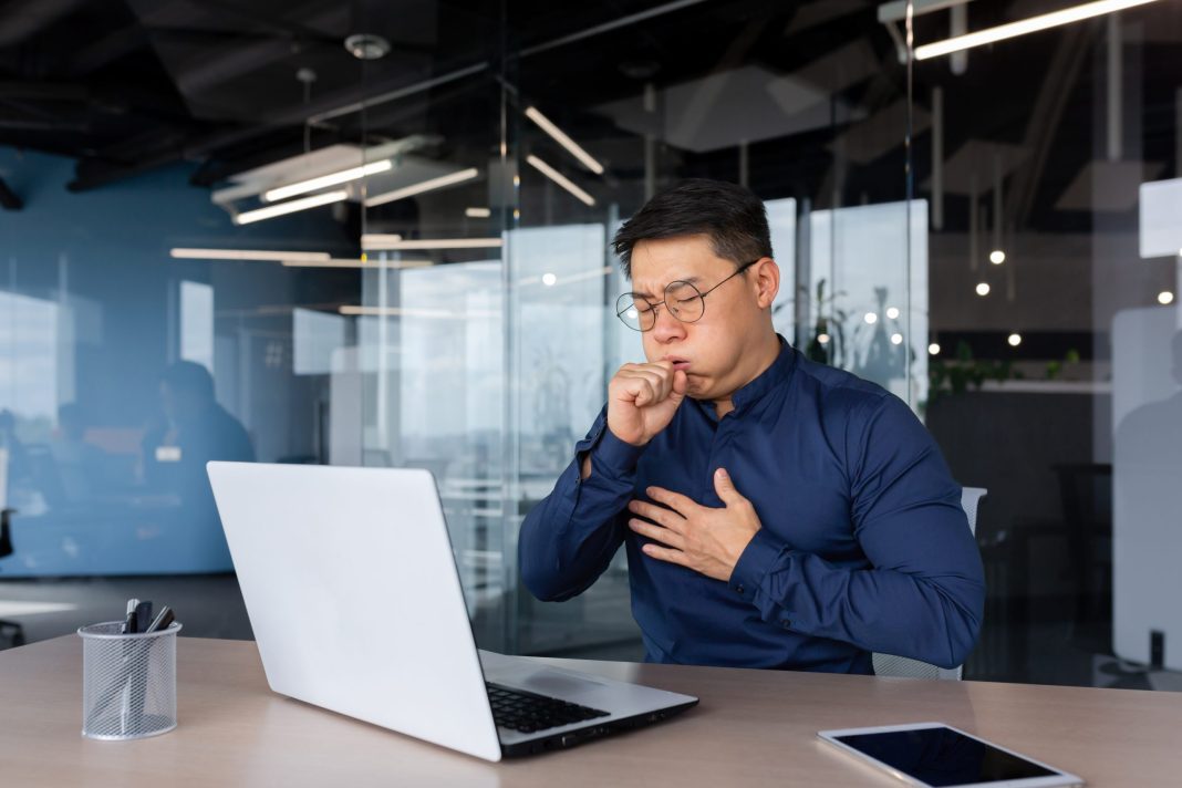 Назван способ распознать рак легких по кашлю