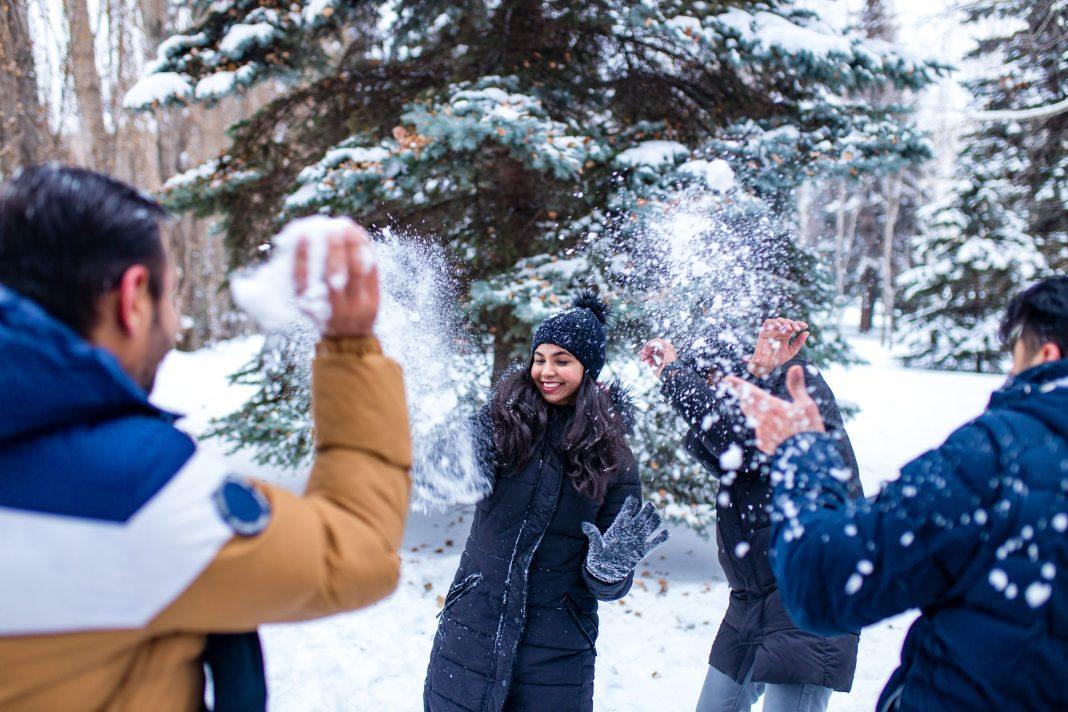 В Сочи выпал первый «большой» снег: как курорт справляется с непогодой (ВИДЕО)