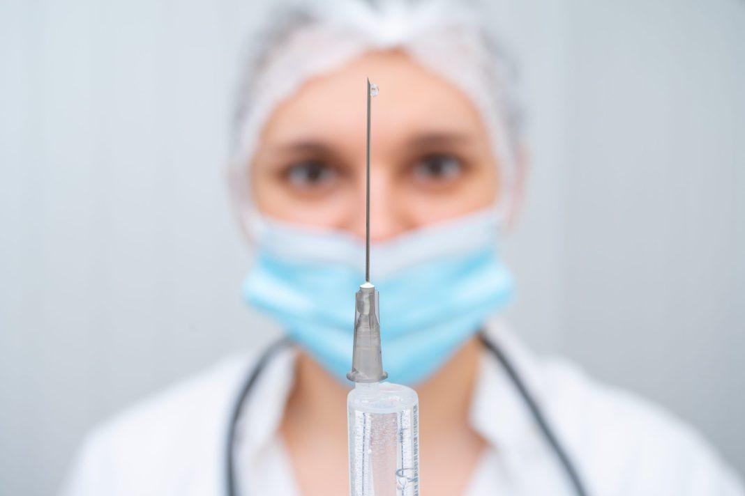 Эту прививку лучше сделать до конца зимы