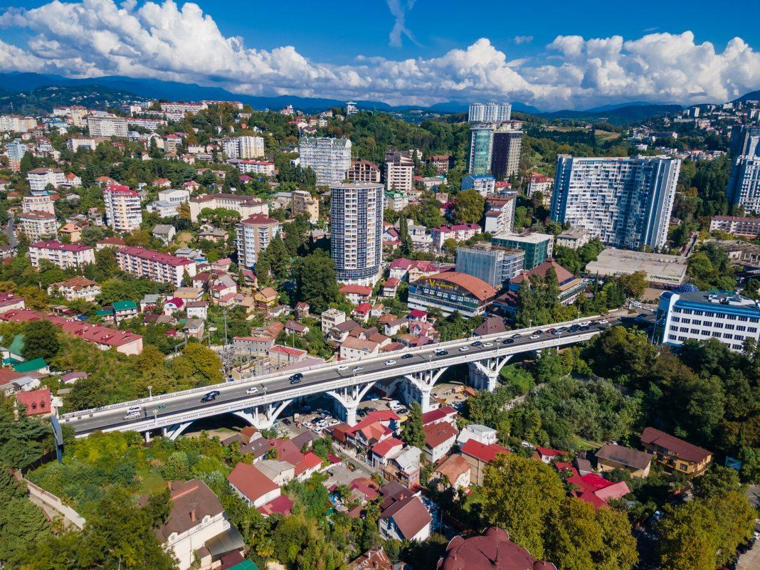 Определять дальнейшую судьбу города доверили жителям и гостям Сочи