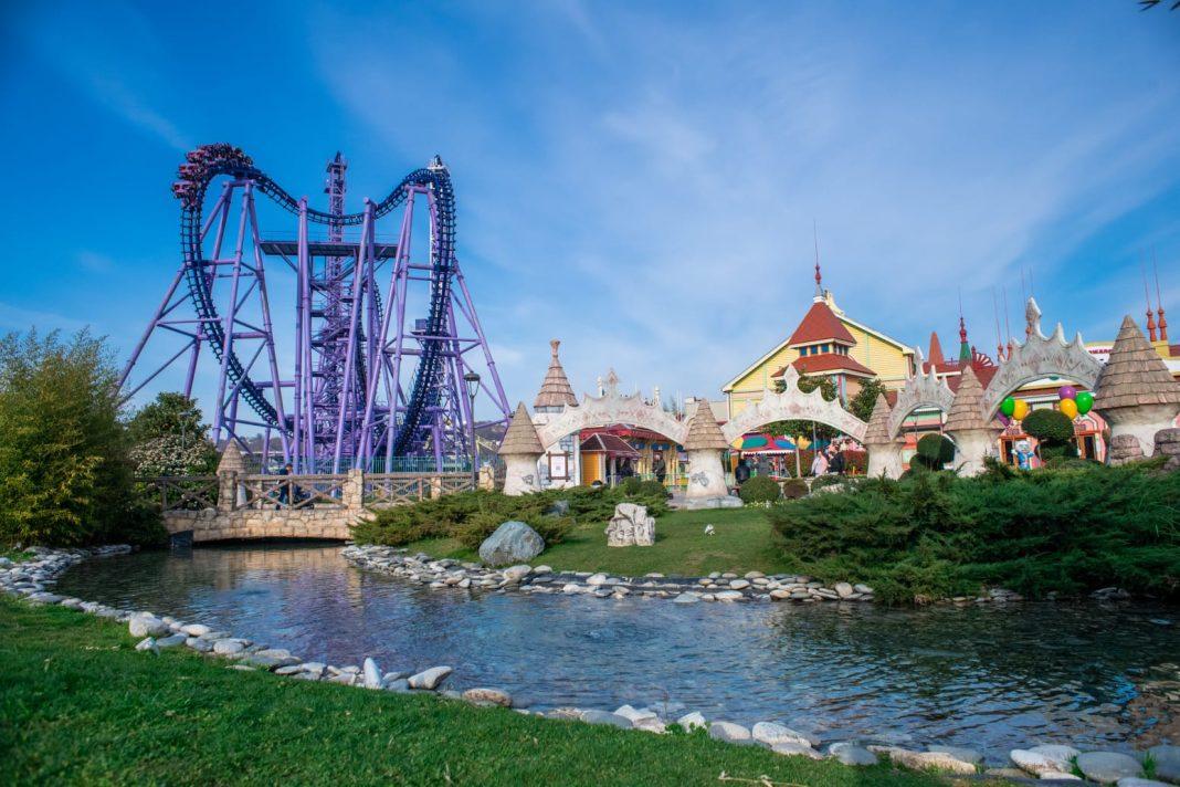 «Наши довольные лица, руки трясутся»: в Сочи Парке открыли самый экстремальный аттракцион в стране