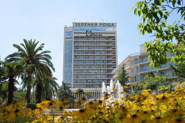 Путевка с большой скидкой: какие санатории Сочи принимают гостей по льготным условиям до 1 мая?