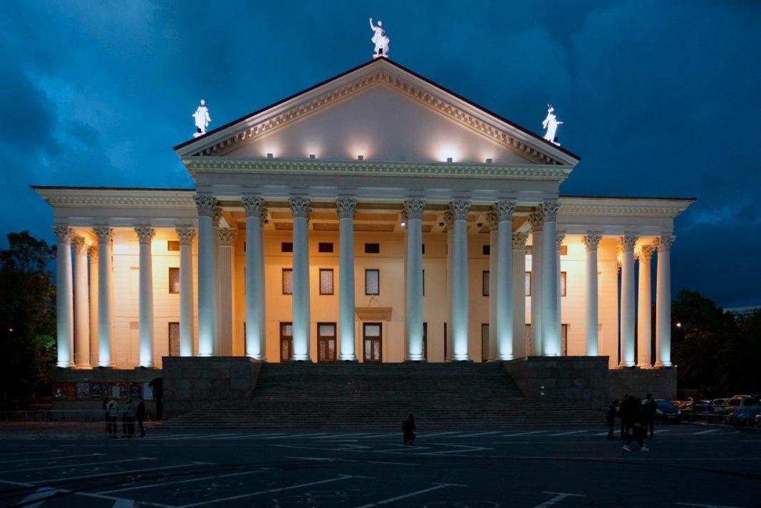 Зимний театр Сочи открывает свои двери для зрителей: что там можно посмотреть в феврале?