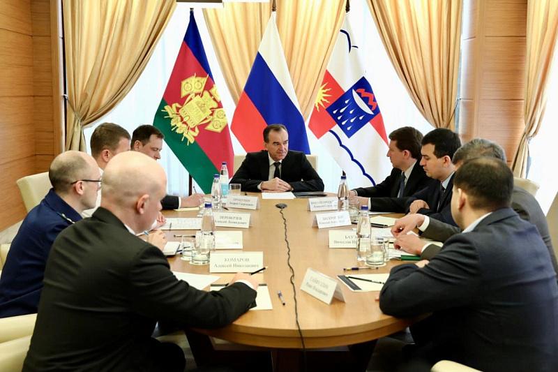 Пора переходить на летнее расписание: в Сочи приехал губернатор края