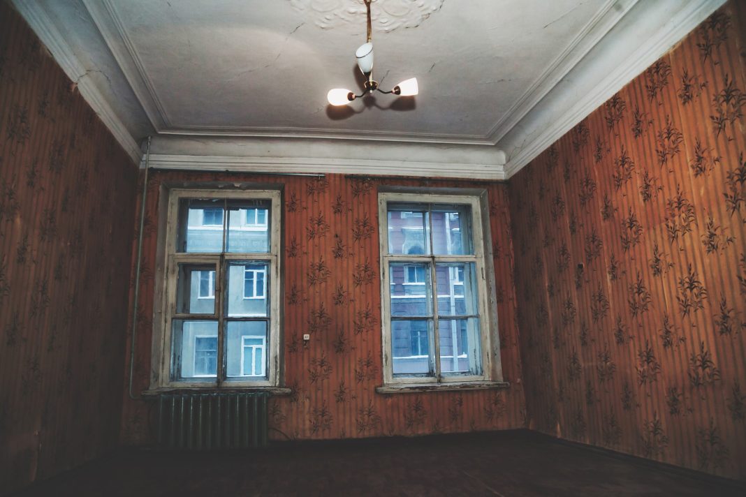 Дороже только в Москве: за сколько в Сочи можно снять комнату в коммуналке?