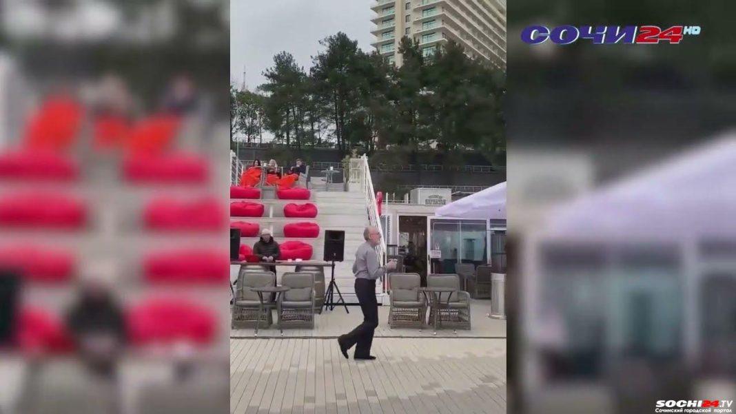 Пенсионеры зажигают в Сочи (ВИДЕО)