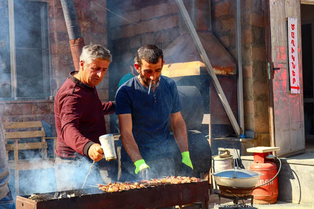 С российской не сравнить: туриста поразила шаурма в Армении