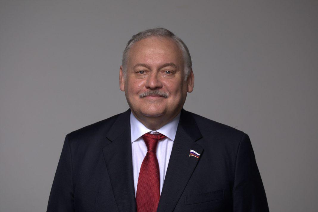 Константин Затулин помог сочинцу получить компенсацию за аварийное жилье