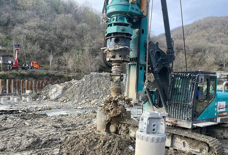 Придётся потерпеть: стройка в Лазаревском продлится до конца лета