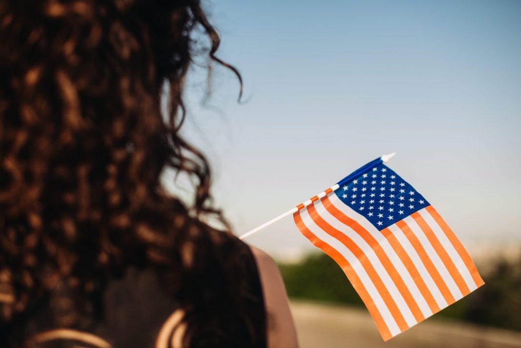 Американцы нам завидуют: блогер назвала 3 особенности жизни в России, которых нет и никогда не будет в США