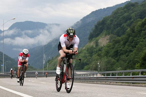 В Сочи ограничат движение транспорта на время проведения велогонки