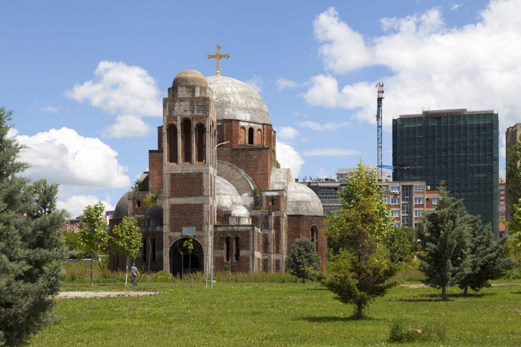 Русским здесь не место: блогер рассказал о стране, где боготворят США и ненавидят Россию