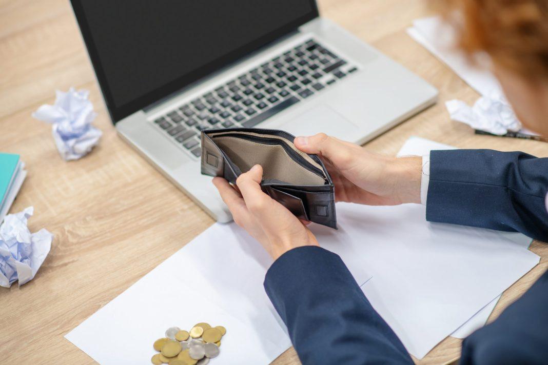 СМИ: российские банки ввели комиссию до 2% за перевод самому себе