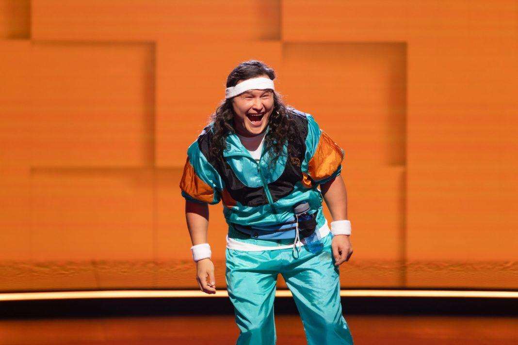 Смех без причины — признак счастливой жизни: Митя Ефимов, участник шоу «ОКнутые люди» в Одноклассниках про йогу смеха