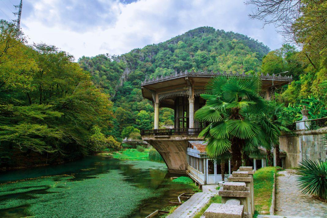 Ужасы абхазского отдыха: что россиянка рассказала о туристическом ночном кошмаре