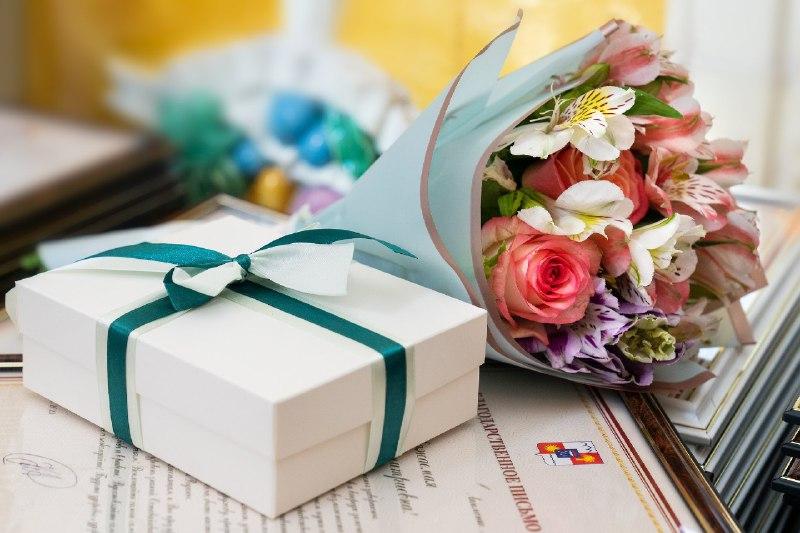 Умники и умницы: в Сочи поздравили выпускников с высокими баллами