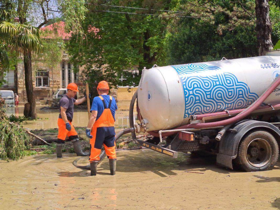 Ночная стихия оставила жителей Сочи без воды: река Мацеста повредила три водовода