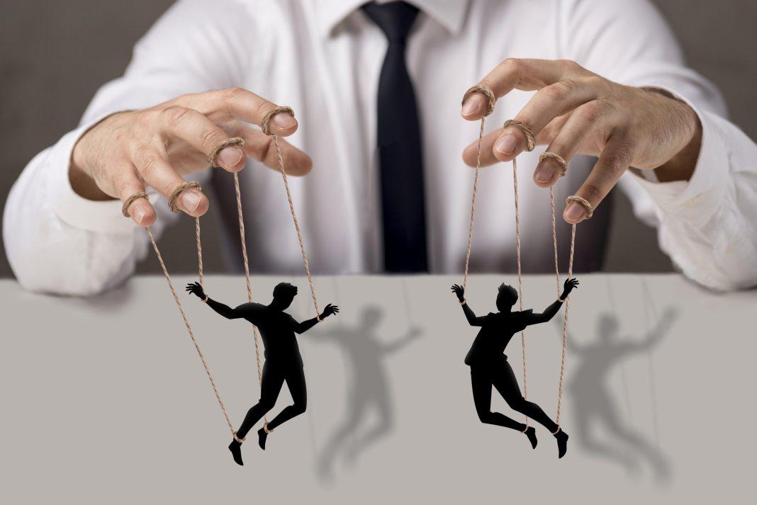 Ни стыда, ни совести: пирамиды начали маскироваться под образовательные платформы