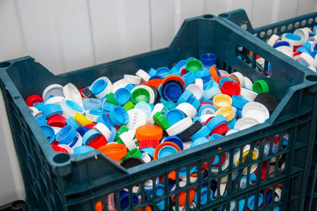 Сочи Парк поддержал волонтерскую акцию «Экомобиль»