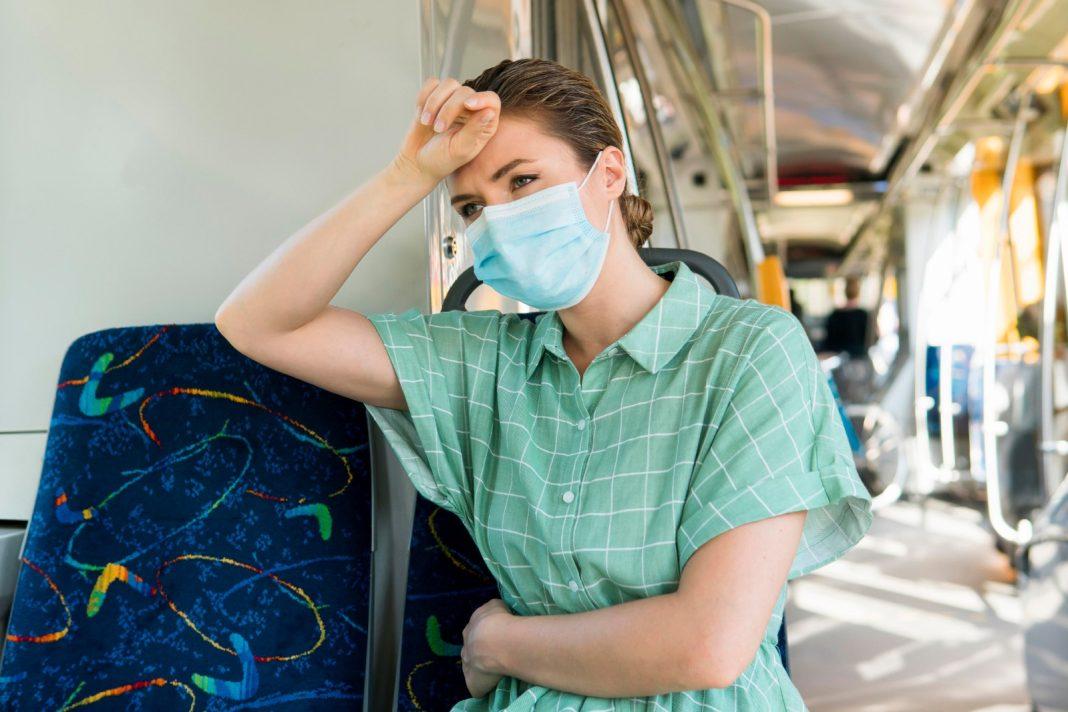 В аду прохладнее: что делать, если вам стало плохо в общественном транспорте?