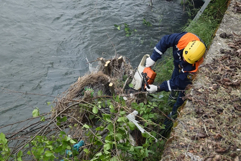21 км чистоты: в Сочи расчистили русла рек