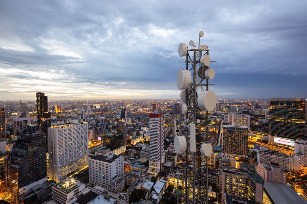 Хуже, чем когда-либо: в Москве начнут отключать сотовую связь